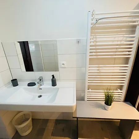 Zara Apartment