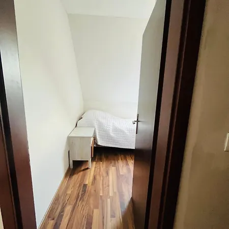 Zara Apartment